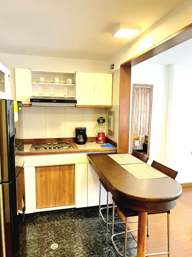 Acogedor Apartasuite Cerca Al Parque De La 93 Bogota Exterior photo