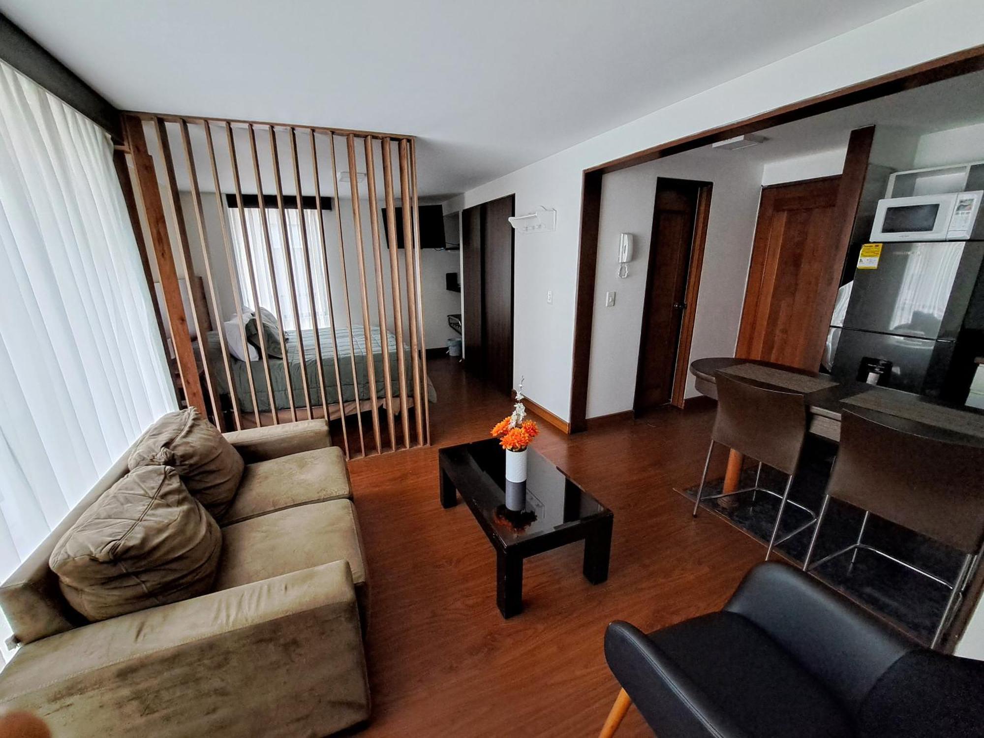 Acogedor Apartasuite Cerca Al Parque De La 93 Bogota Exterior photo